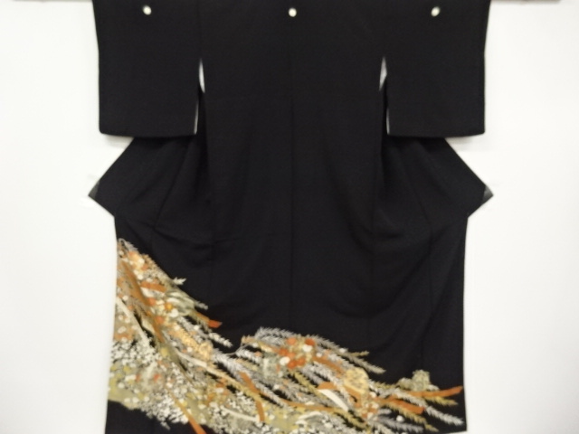 リサイクル　金彩熨斗に花丸紋様刺繍留袖(比翼付き)